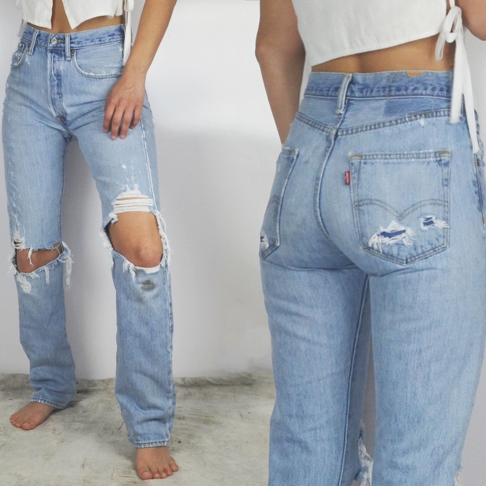 SOLD ON DEPOP Vintage Levi Jeans